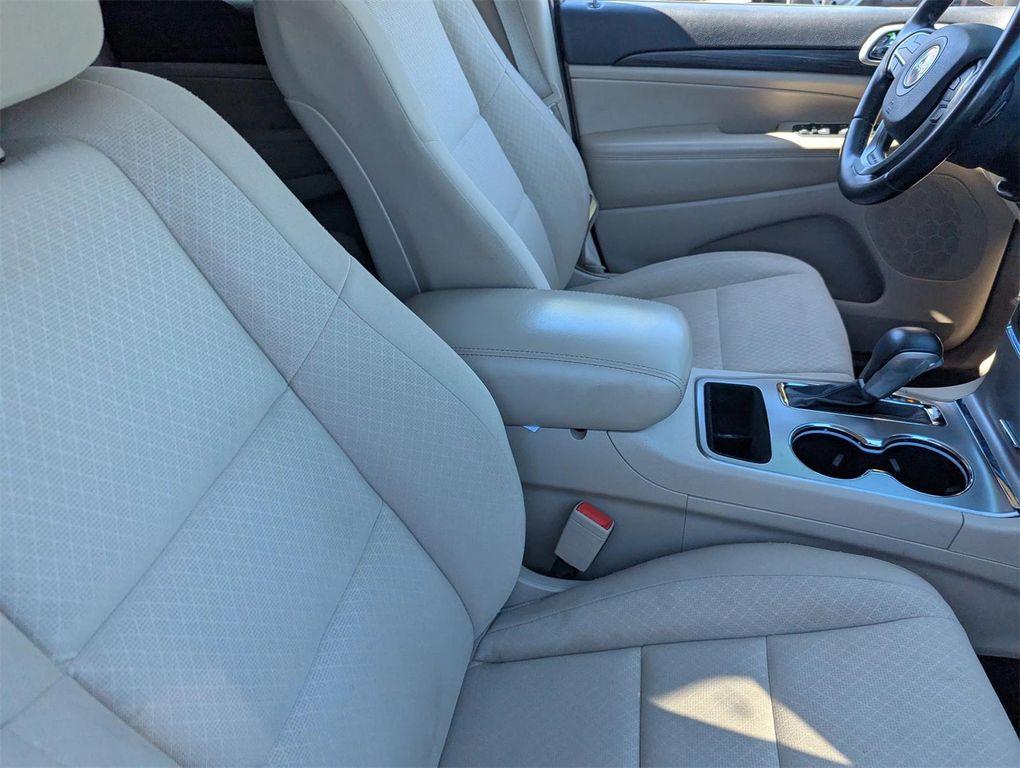 used 2022 Jeep Grand Cherokee car, priced at $23,997