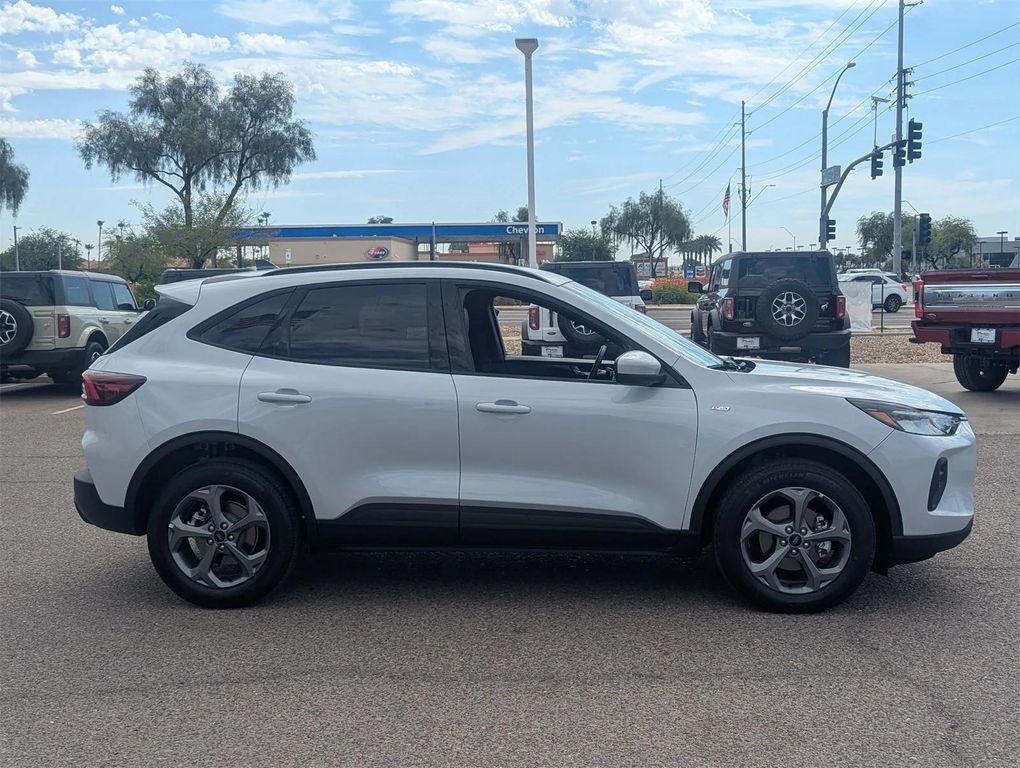 used 2025 Ford Escape car, priced at $28,777