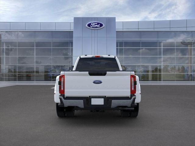 new 2025 Ford F-450 car, priced at $78,715