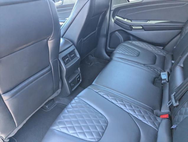 used 2024 Ford Edge car, priced at $28,995
