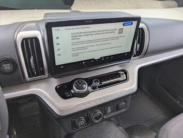 new 2025 Ford Expedition car, priced at $59,020