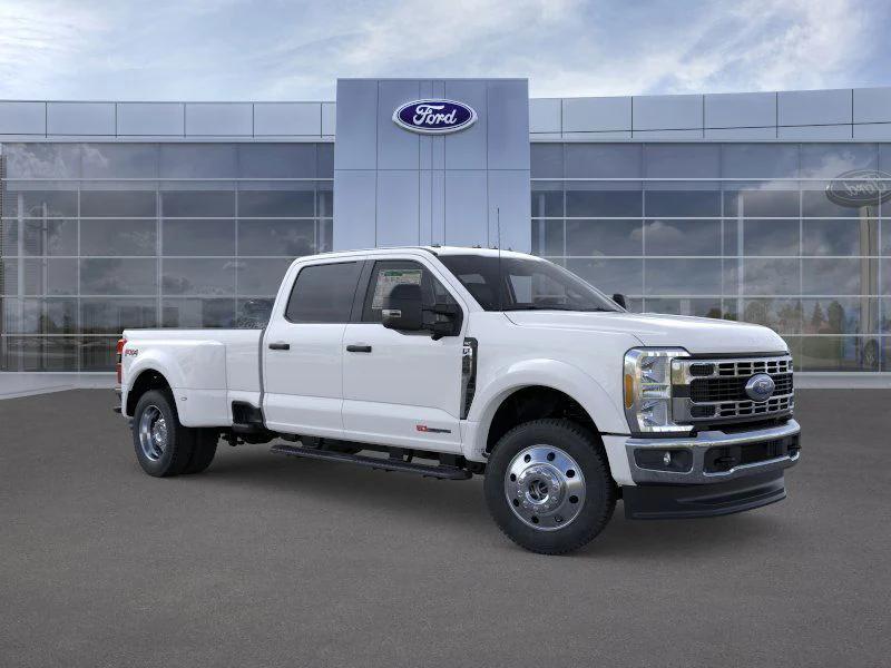 new 2025 Ford F-450 car, priced at $79,815