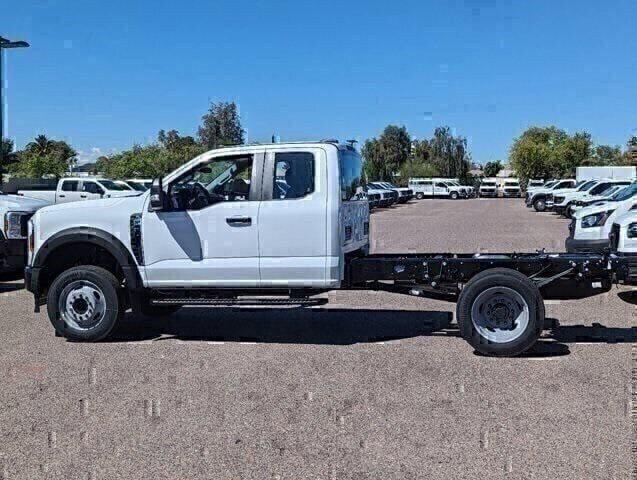 new 2024 Ford F-450 car