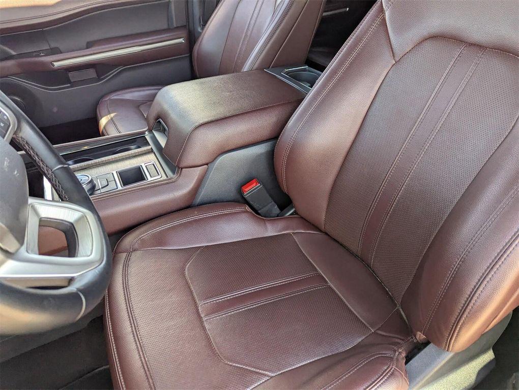 used 2023 Ford Expedition car, priced at $41,989