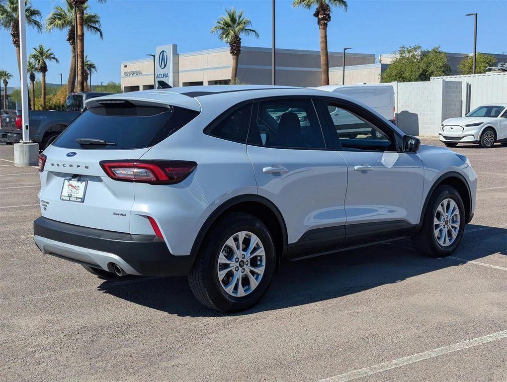 used 2025 Ford Escape car, priced at $21,999
