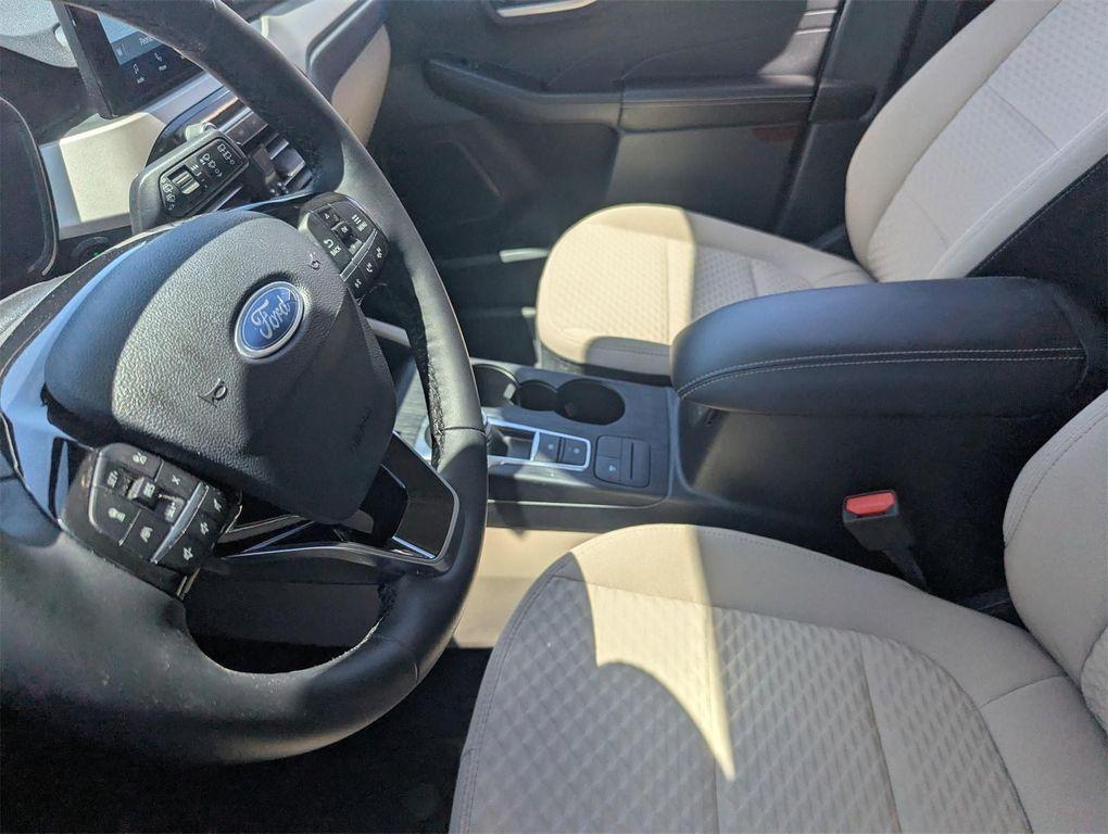 used 2022 Ford Escape car, priced at $23,552