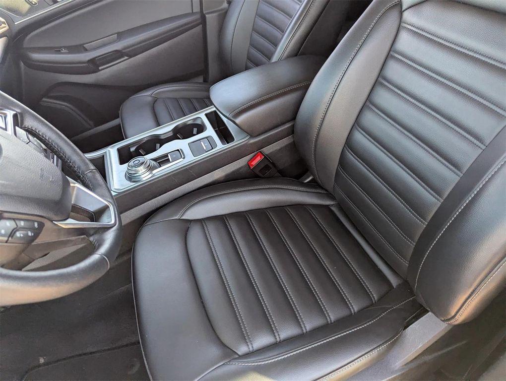 used 2024 Ford Edge car, priced at $19,250