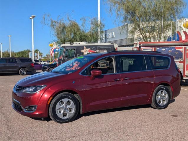 used 2017 Chrysler Pacifica Hybrid car, priced at $22,744