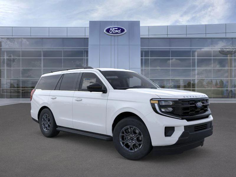 new 2025 Ford Expedition car, priced at $67,295