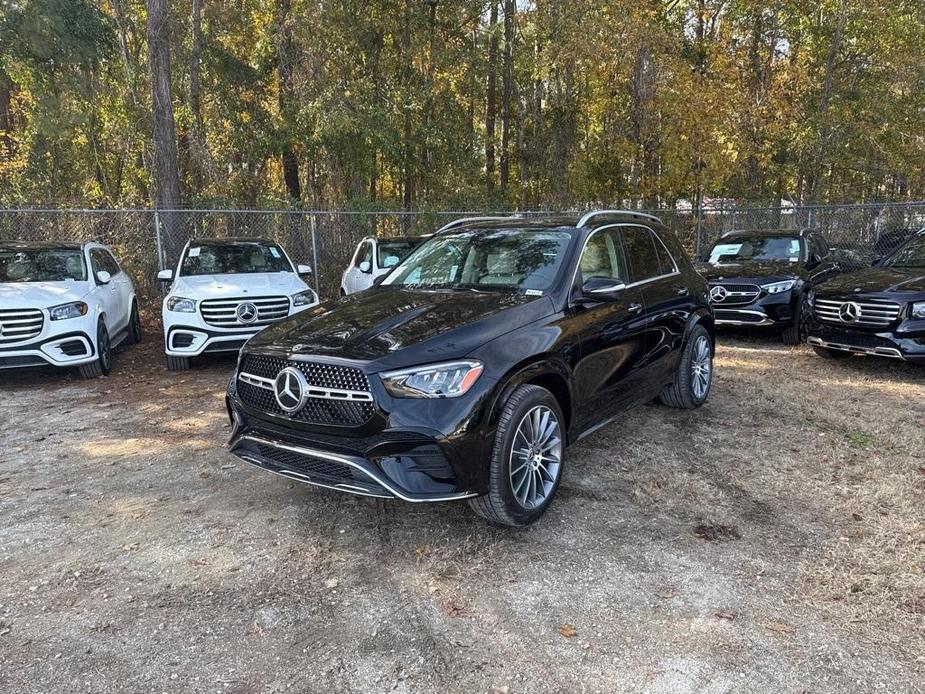 new 2025 Mercedes-Benz GLE 450 car, priced at $80,000