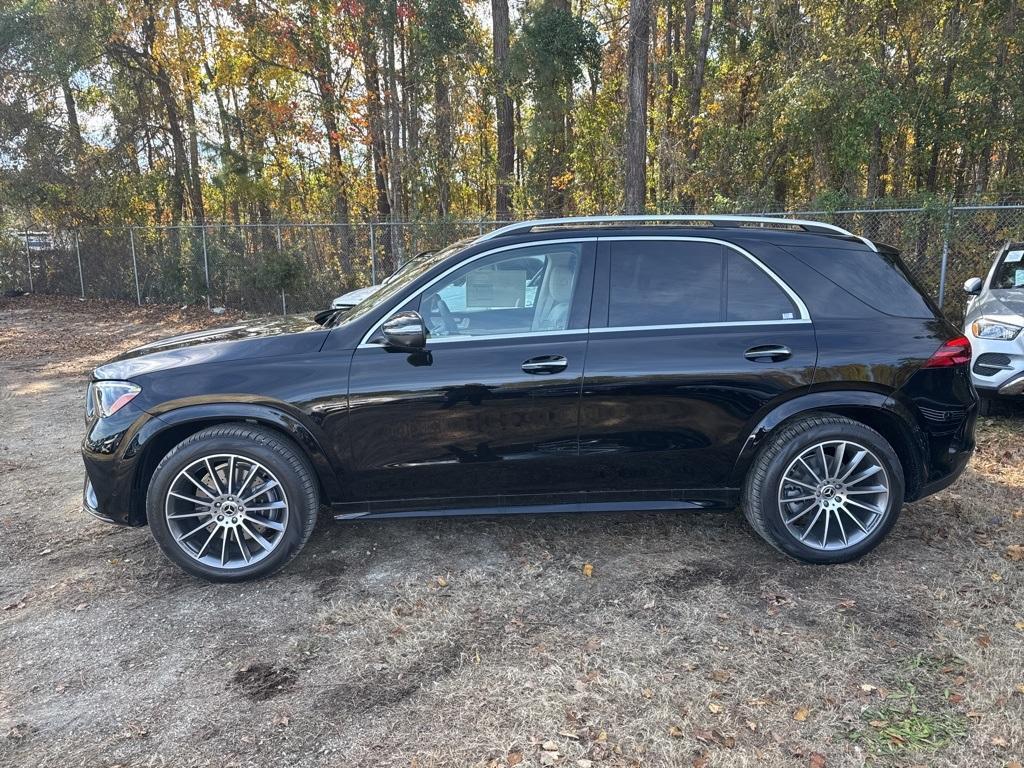 new 2025 Mercedes-Benz GLE 450 car, priced at $82,395