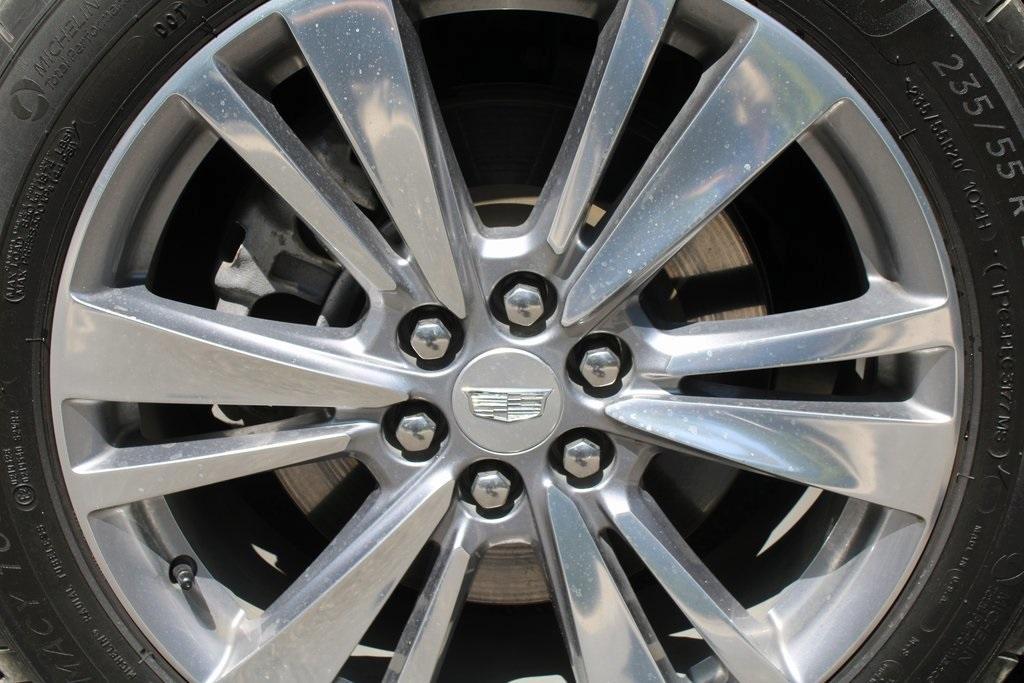 used 2023 Cadillac XT6 car, priced at $37,988