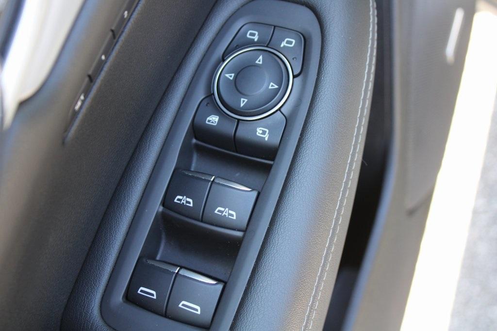 used 2023 Cadillac XT6 car, priced at $37,988