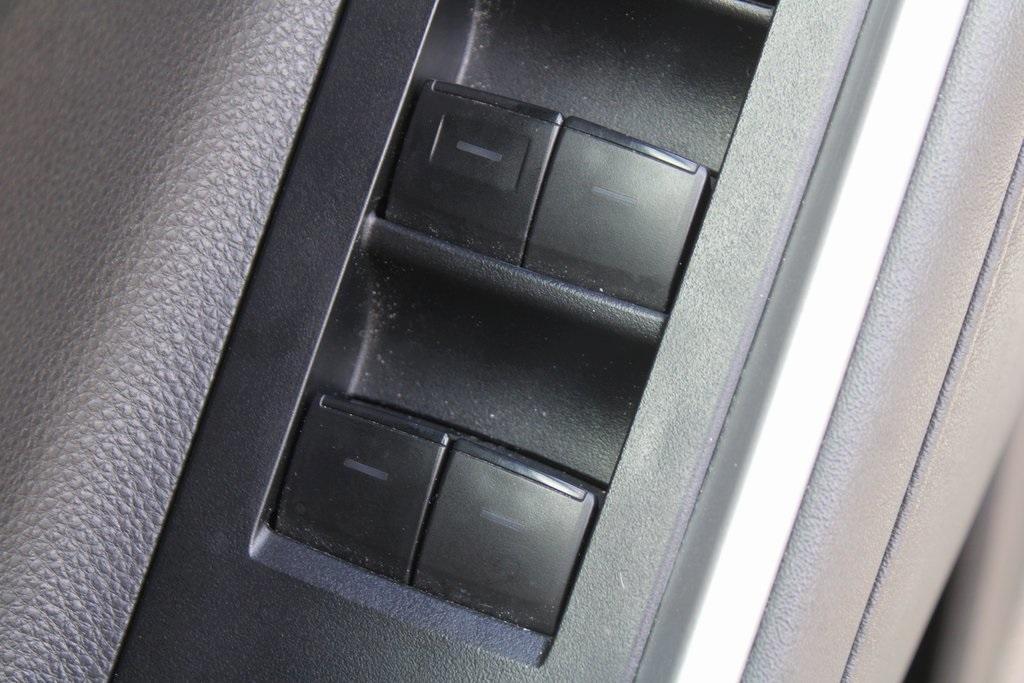 used 2023 Toyota Highlander car, priced at $34,288