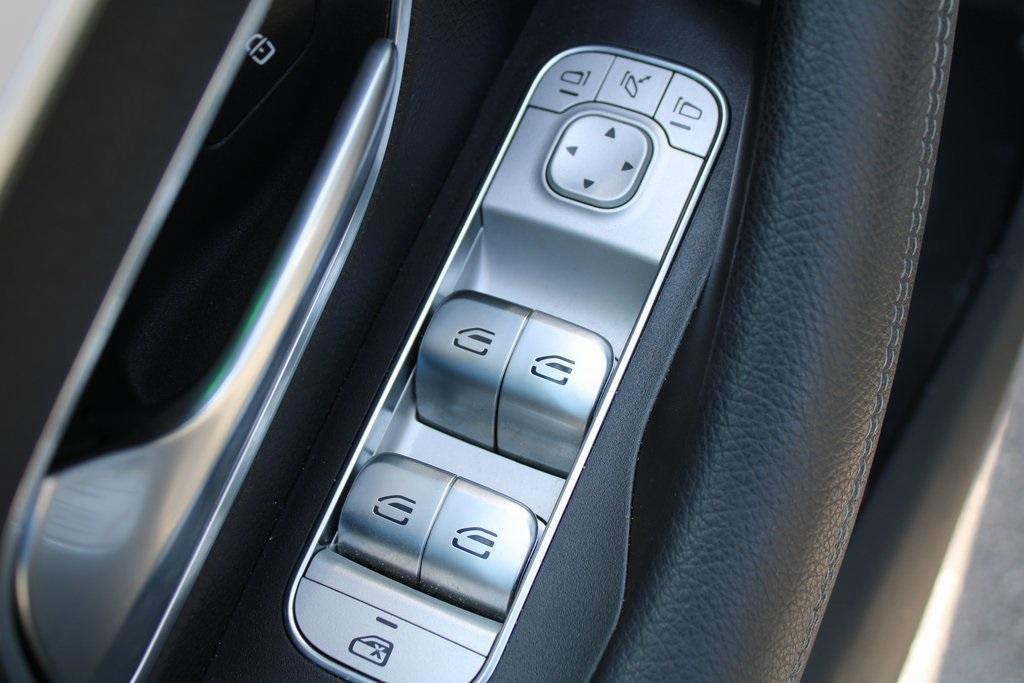 used 2022 Mercedes-Benz GLE 350 car, priced at $52,988