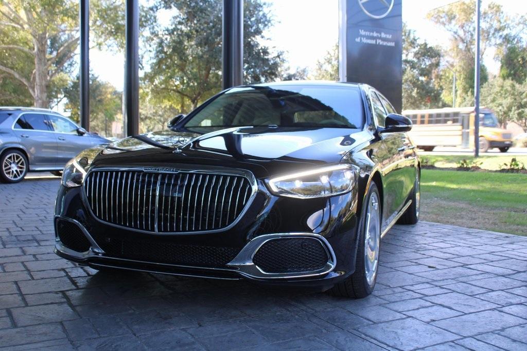 new 2025 Mercedes-Benz Maybach S 580 car, priced at $217,550