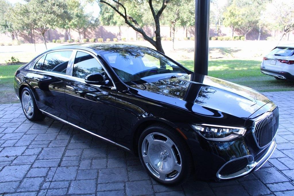 new 2025 Mercedes-Benz Maybach S 580 car, priced at $217,550