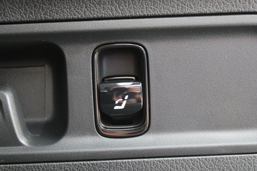 used 2025 Mercedes-Benz GLC 350e car, priced at $52,150