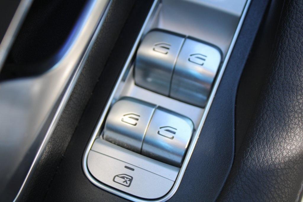 used 2024 Mercedes-Benz GLE 580 car, priced at $80,991