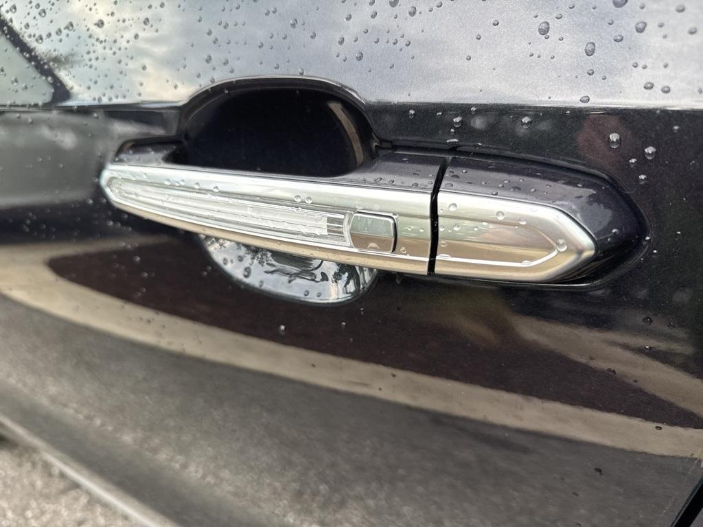 used 2023 Cadillac XT4 car, priced at $30,988