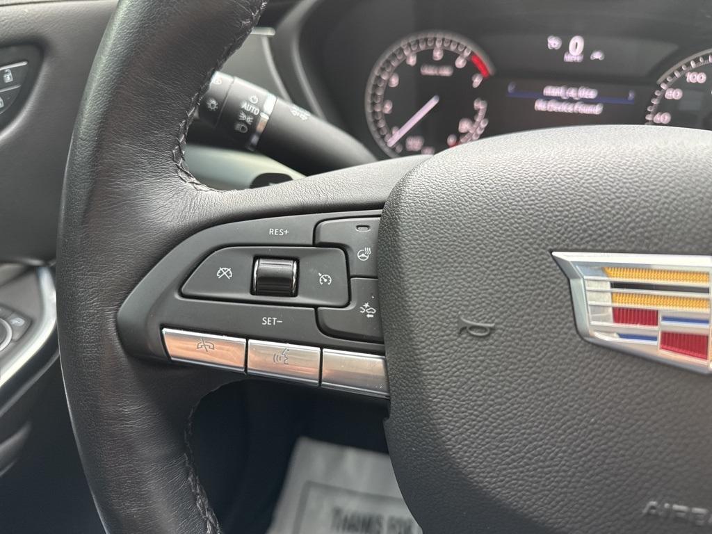 used 2023 Cadillac XT4 car, priced at $30,988