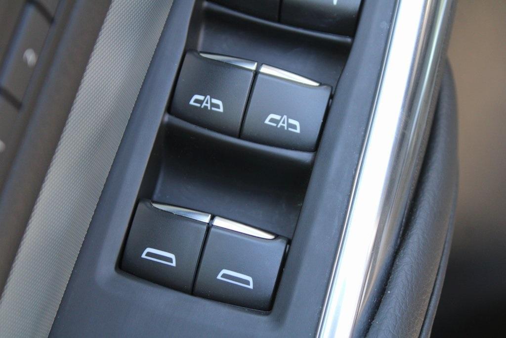 used 2023 Cadillac XT4 car, priced at $29,988