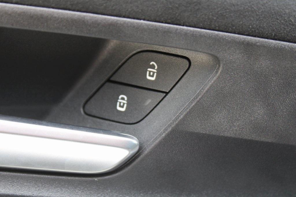 used 2024 Mercedes-Benz GLB 250 car, priced at $44,509