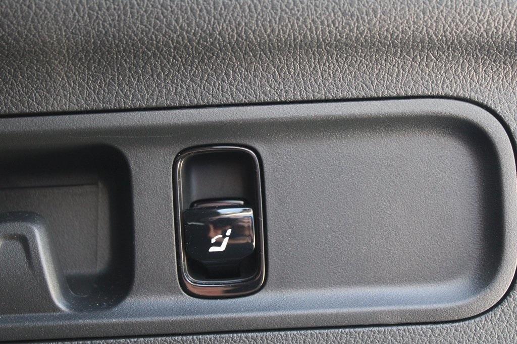 used 2025 Mercedes-Benz GLC 350e car, priced at $54,370