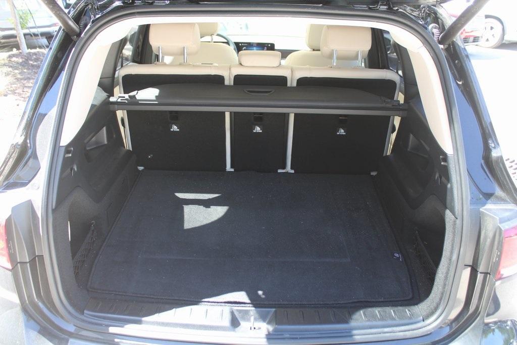 used 2023 Mercedes-Benz GLB 250 car, priced at $40,988