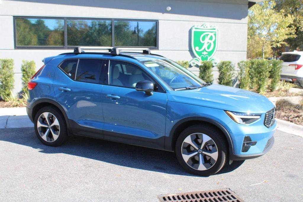 used 2023 Volvo XC40 car, priced at $34,988