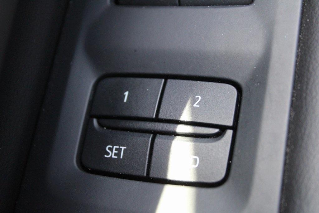 used 2021 GMC Yukon car, priced at $50,988