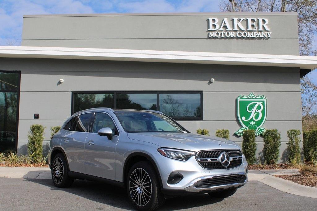 used 2025 Mercedes-Benz GLC 300 car, priced at $58,925