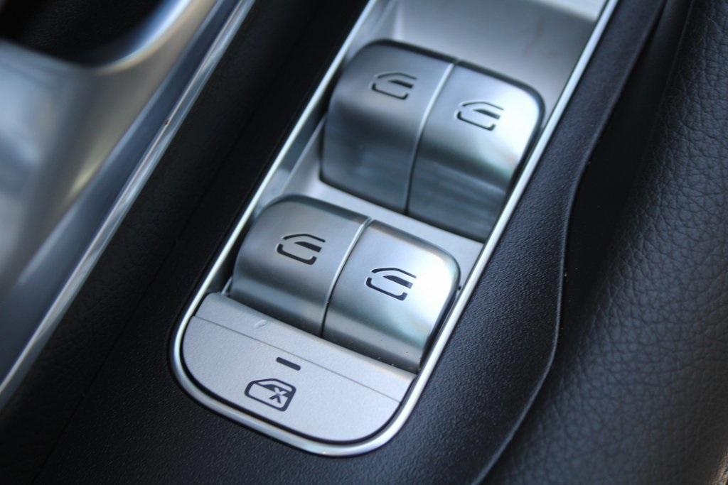 used 2024 Mercedes-Benz GLE 350 car, priced at $68,988
