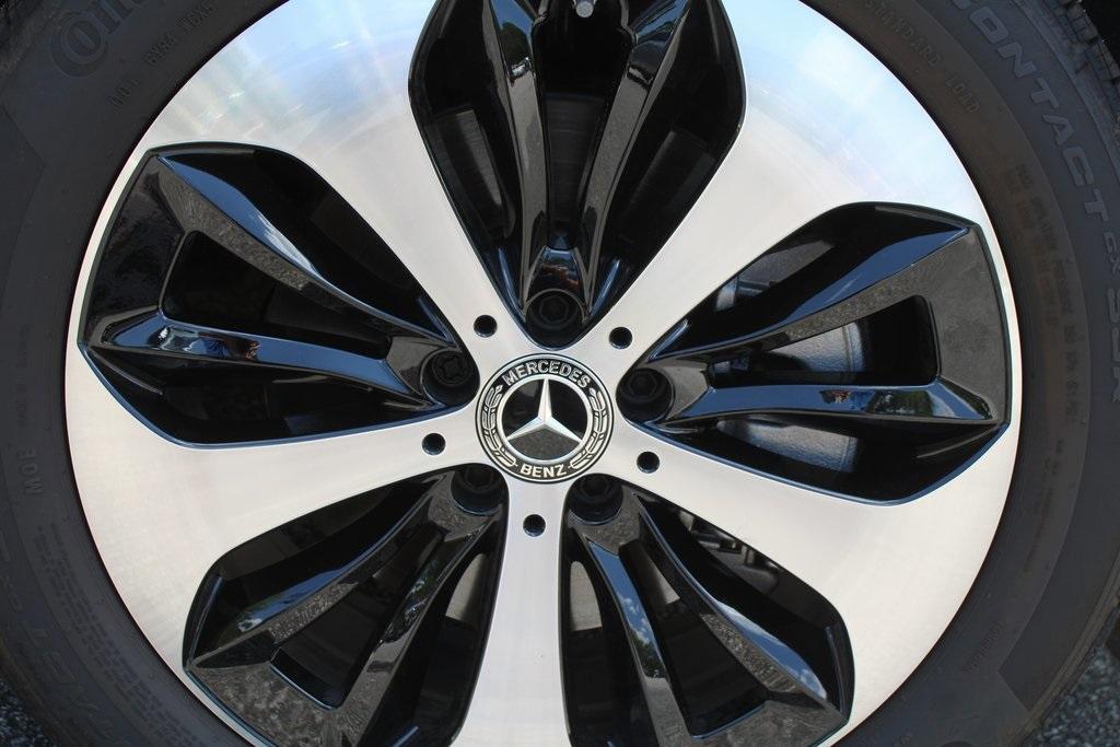 used 2025 Mercedes-Benz GLA 250 car, priced at $47,988