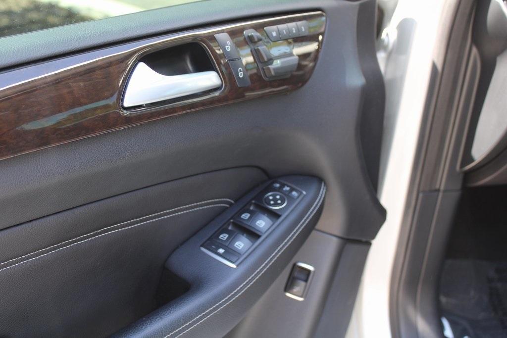 used 2015 Mercedes-Benz M-Class car, priced at $17,988