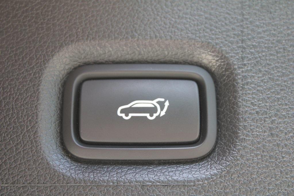 used 2023 Hyundai Santa Fe car, priced at $26,288