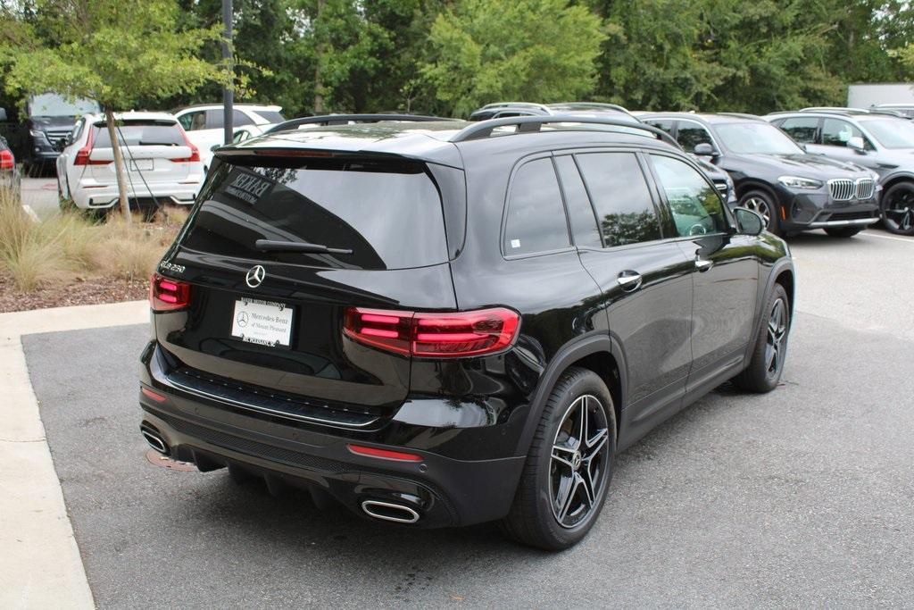 new 2024 Mercedes-Benz GLB 250 car, priced at $51,495