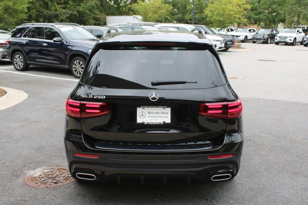 new 2024 Mercedes-Benz GLB 250 car, priced at $51,495