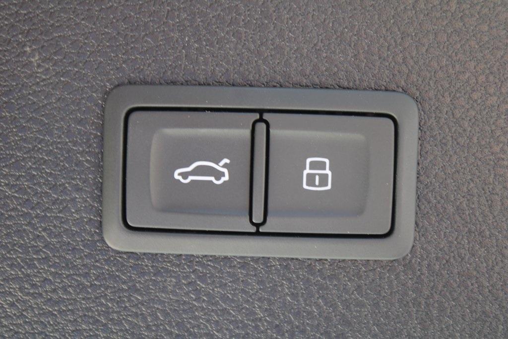 used 2023 Audi Q5 e car, priced at $40,988
