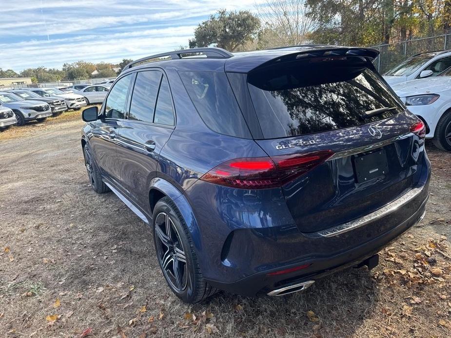 new 2025 Mercedes-Benz GLE 450 car, priced at $86,275