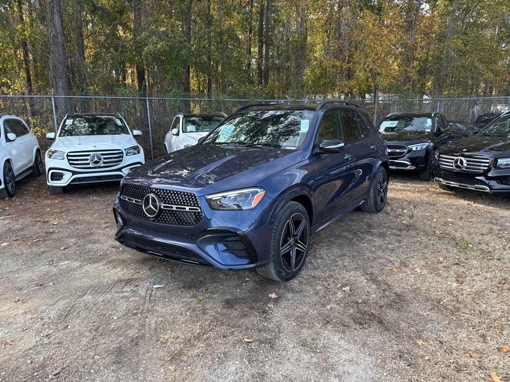 new 2025 Mercedes-Benz GLE 450 car, priced at $83,880