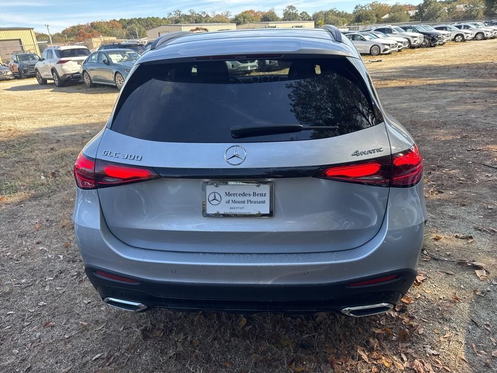 new 2025 Mercedes-Benz GLC 300 car, priced at $62,085