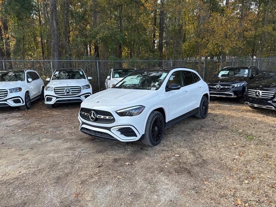 new 2025 Mercedes-Benz GLA 250 car, priced at $53,945