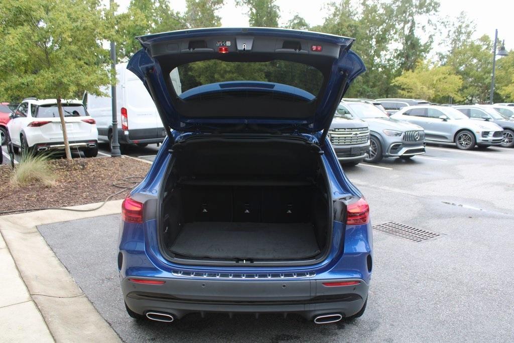 used 2025 Mercedes-Benz GLA 250 car, priced at $39,988