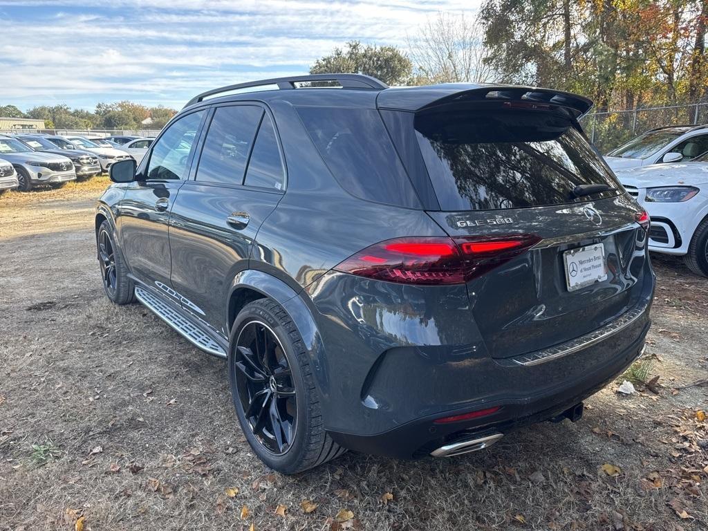 new 2025 Mercedes-Benz GLE 580 car, priced at $110,100