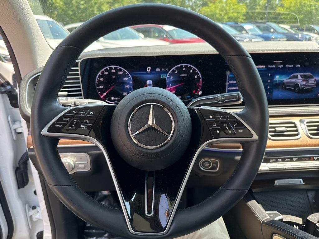 used 2025 Mercedes-Benz GLE 350 car, priced at $67,588