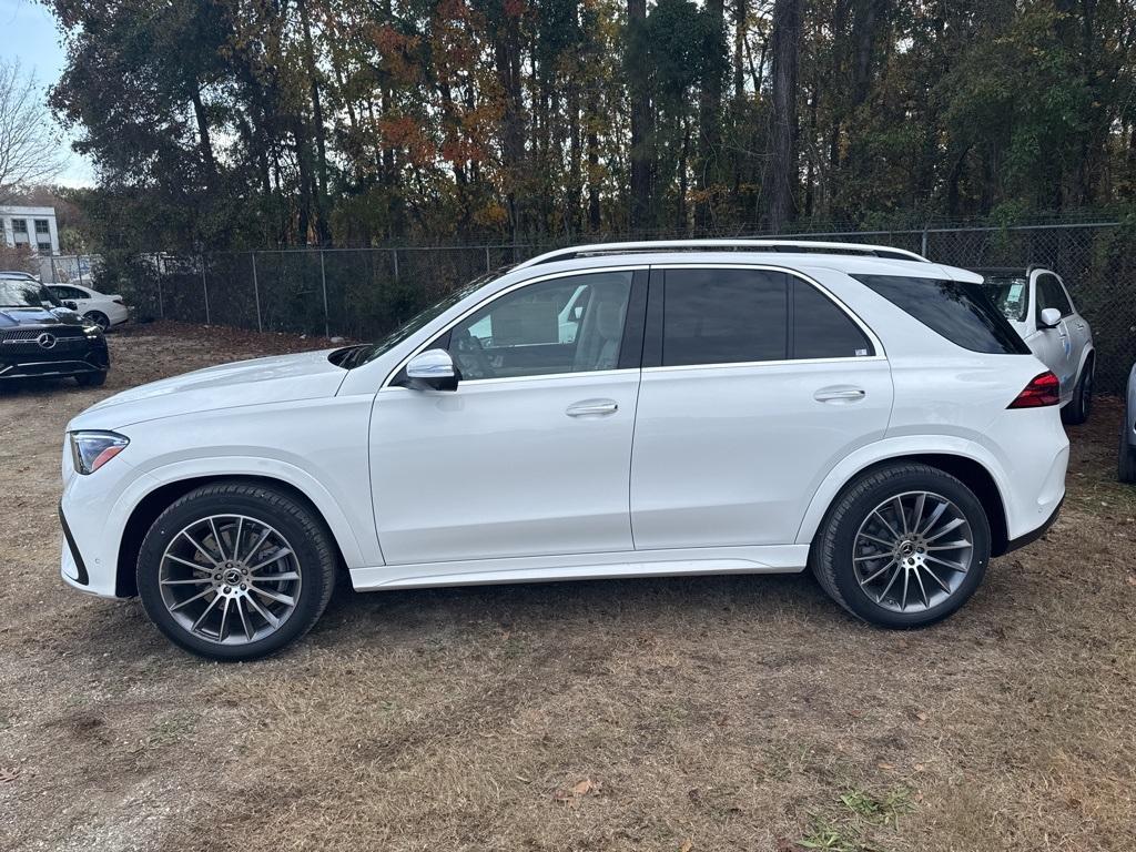 new 2025 Mercedes-Benz GLE 450 car, priced at $80,000