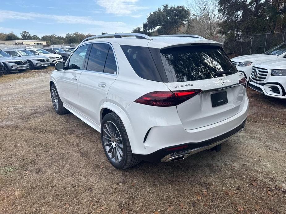 new 2025 Mercedes-Benz GLE 450 car, priced at $80,000