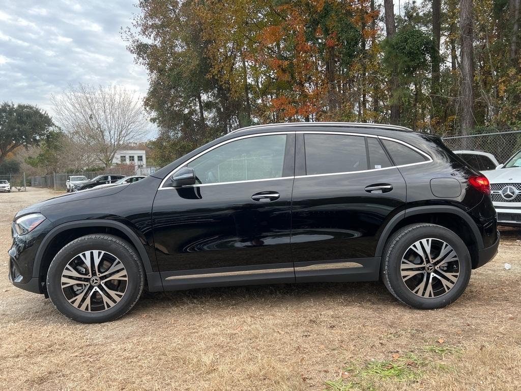 new 2025 Mercedes-Benz GLA 250 car, priced at $44,345