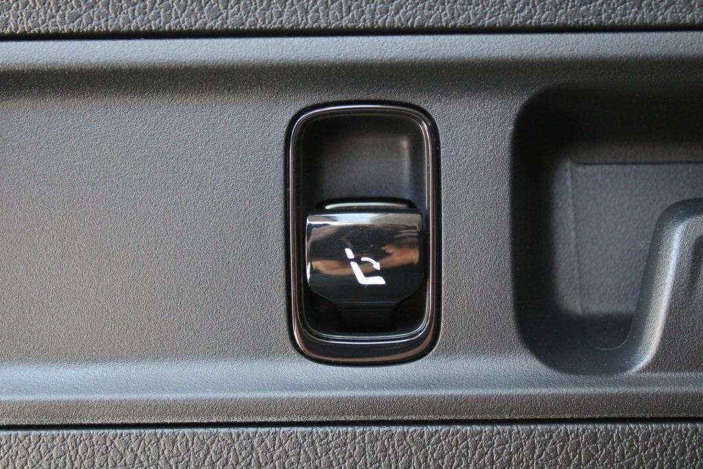 used 2025 Mercedes-Benz GLC 350e car, priced at $51,500